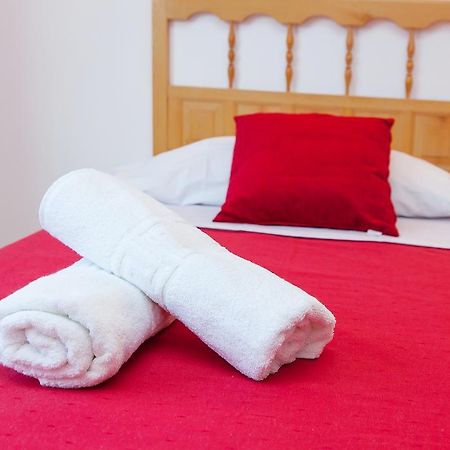 Apartamentos Puet サンアントニオアバド 部屋 写真