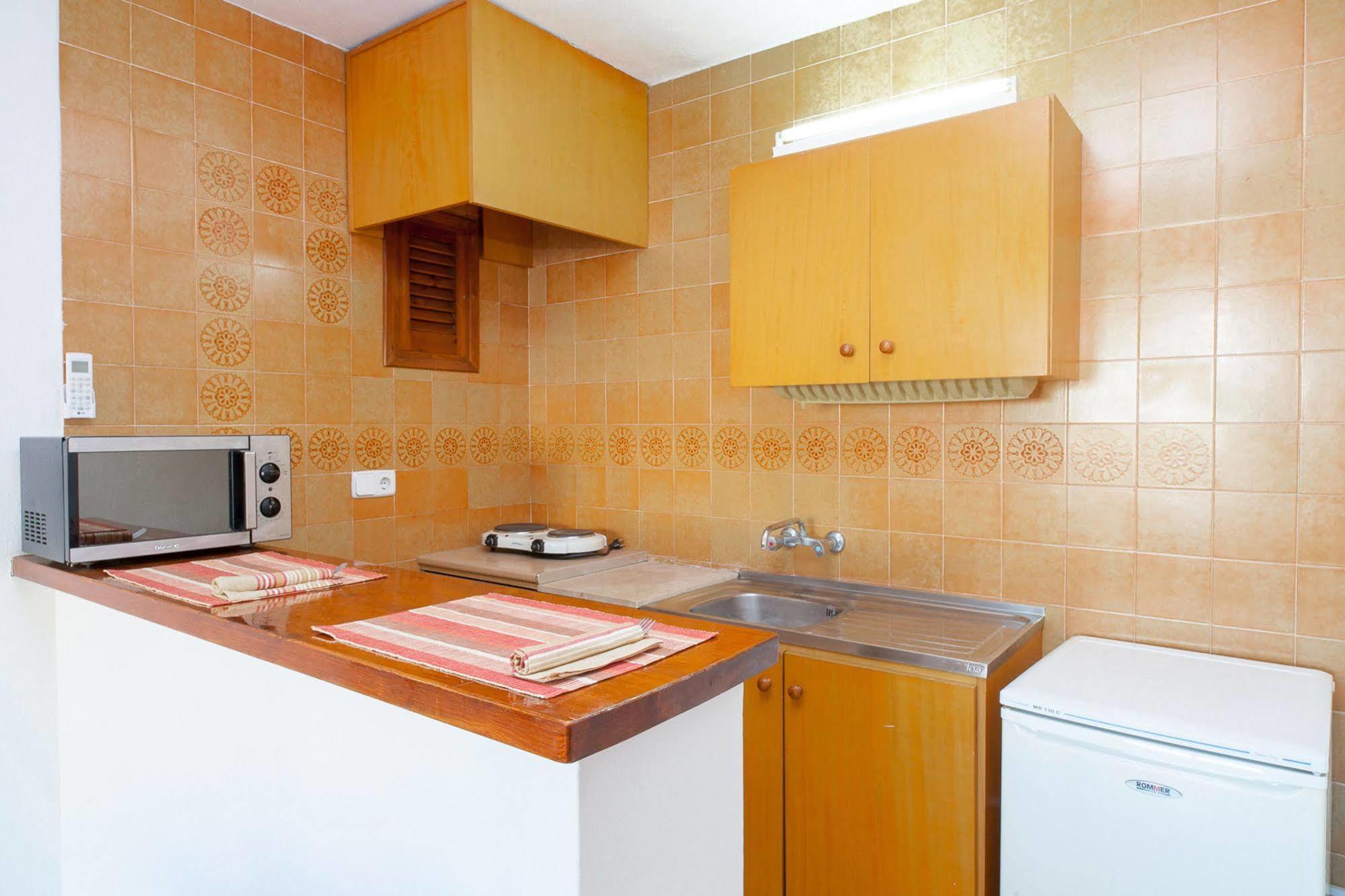 Apartamentos Puet サンアントニオアバド エクステリア 写真